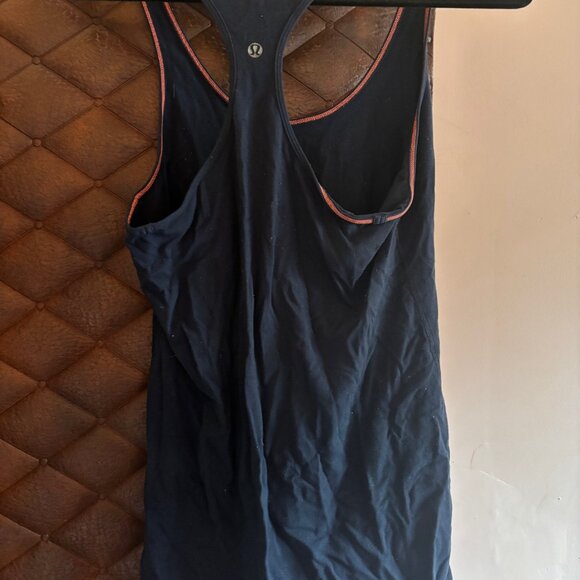 LULULEMON TANK TOP SIZE LARGE NAVY WITH PINK - Picture 3 of 3
